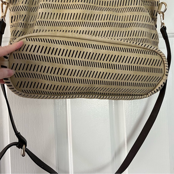 Laser Cut Tote Bag with Insert Purse - Picture 7 of 8